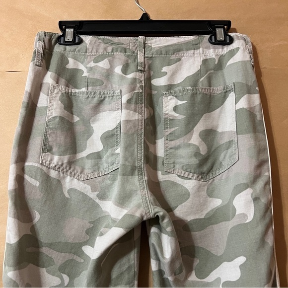 Mother | The Shaker Chop Crop Fray Pants Desert Print Camo Stripe Linen Size 27 - Picture 13 of 16